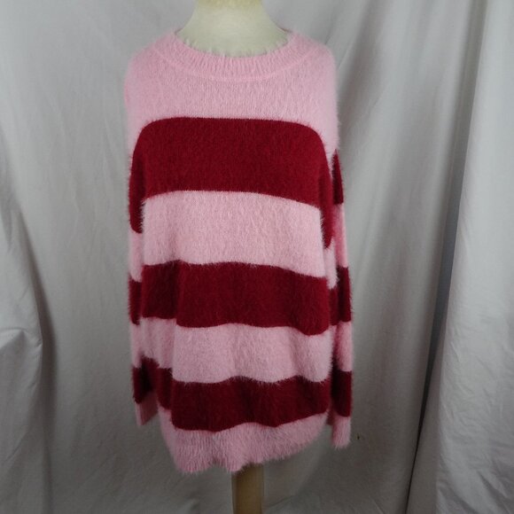 Universal Thread Fuzzy Pink & Red Sweater Size L - Picture 1 of 8